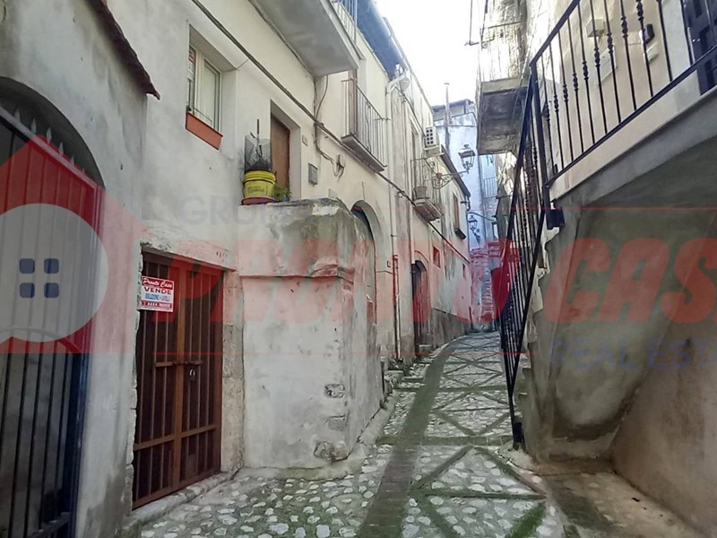 Trilocale in Vendita a Vico del Gargano, 18'000&euro;, 38 m²