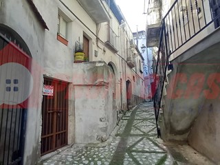 Trilocale in Vendita a Vico del Gargano, 18'000&euro;, 38 m²