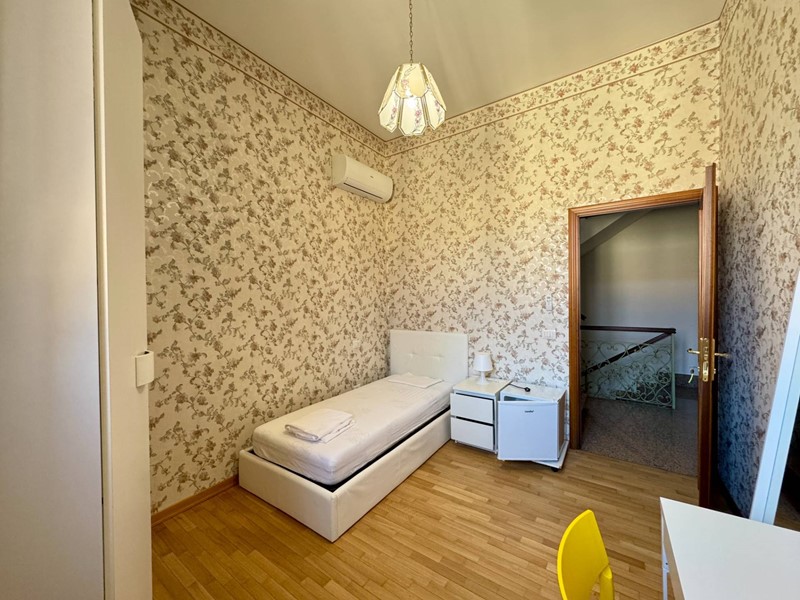 Villa in Affitto a Ferrara, 400&euro;, 270 m²