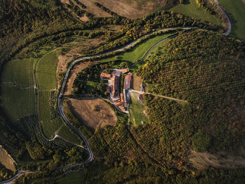 Rustico in Vendita a Grezzana, 7'500'000€, 2800 m²