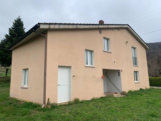 Casa Indipendente in Vendita a Genga, 170'000&euro;, 190 m²