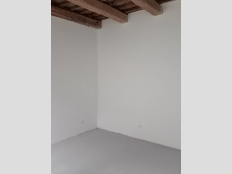 Trilocale in Vendita a Fabriano, 28'000€, 37 m²