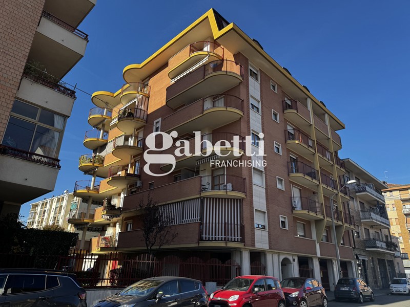 Trilocale in Vendita a Torino, 159'000€, 80 m²