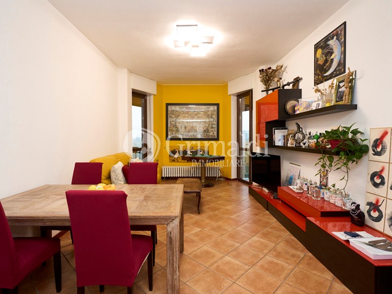 Attico in Vendita a Monza, 350'000€, 123 m², arredato