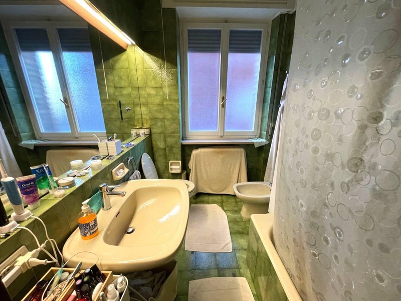 Quadrilocale in Vendita a Udine, 180'000€, 180 m², con Box