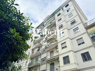 Bilocale in Vendita a Roma, 219'000€, 69 m²