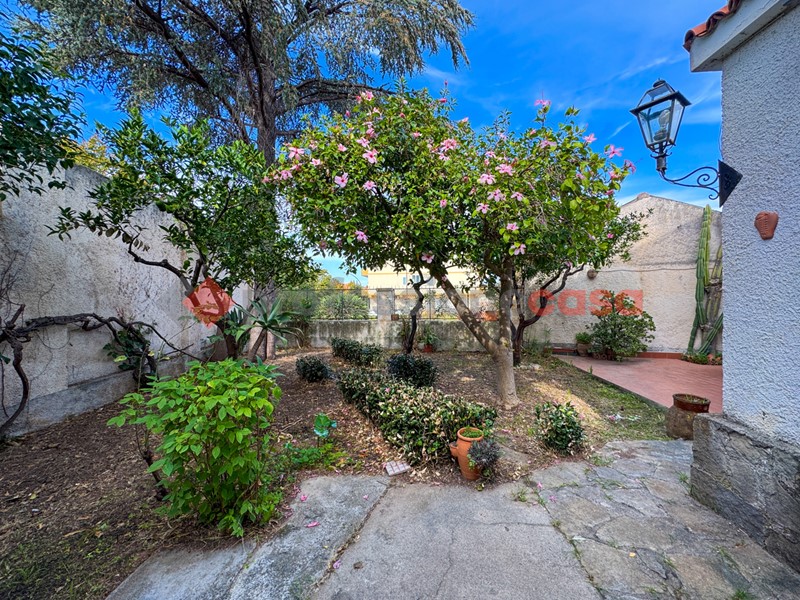 Casa Indipendente in Vendita a Pace del Mela, 120'000€, 180 m²