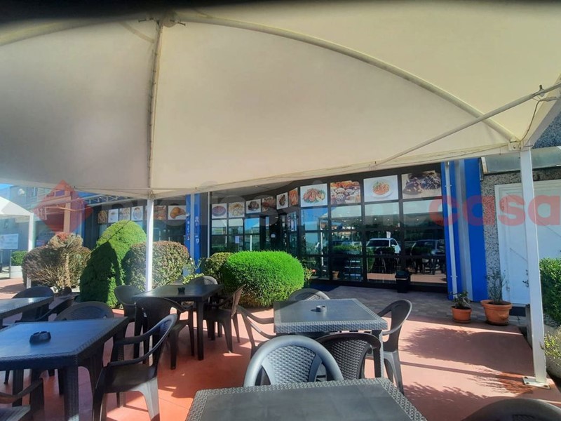 Attività commerciale in Vendita a Patrica, 80'000€, 214 m²
