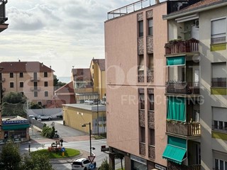 Bilocale in Vendita a Albisola Superiore, 250'000€, 49 m², arredato