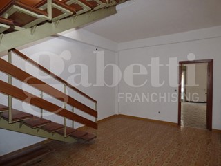 Appartamento in Vendita a Palermo, 185'000€, 279 m²