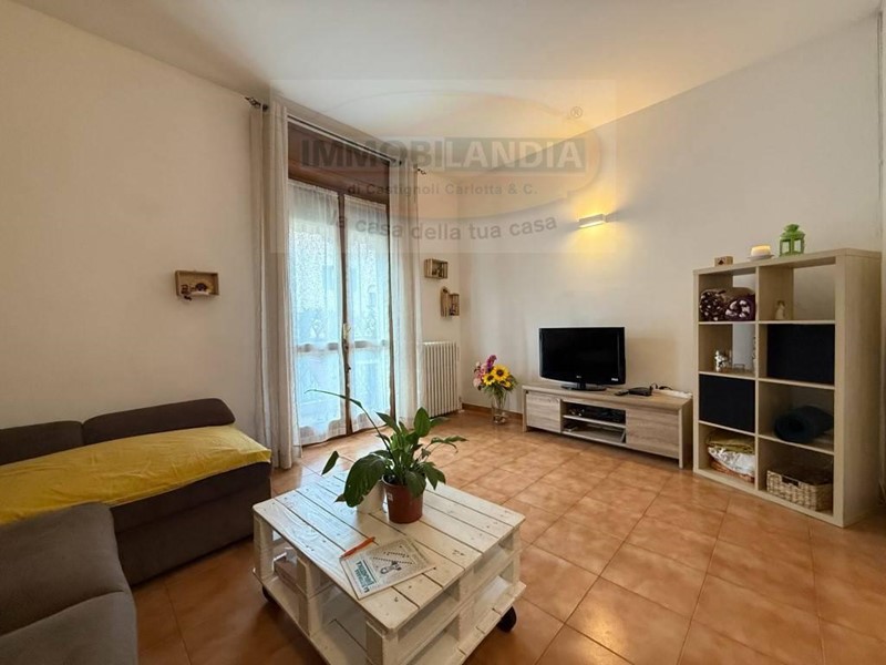 Trilocale in Vendita a Galgagnano, 98'000€, 100 m²