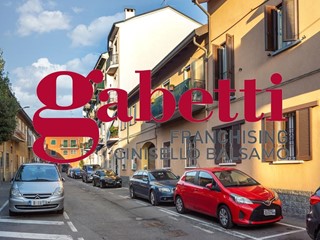 Trilocale in Vendita a Cinisello Balsamo, 269'000€, 120 m², arredato