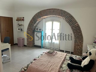 Stanza in Affitto a Novara, 380€, 100 m², arredato