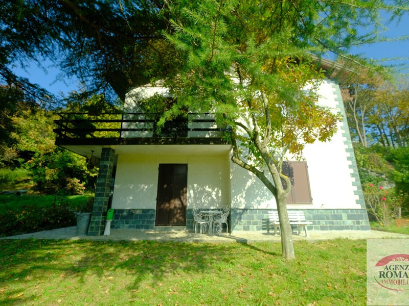 Casa Indipendente in Vendita a Pontinvrea, 180'000€, 200 m², con Box