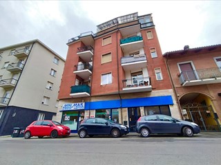 Bilocale in Vendita a Grugliasco, 112'000€, 68 m²