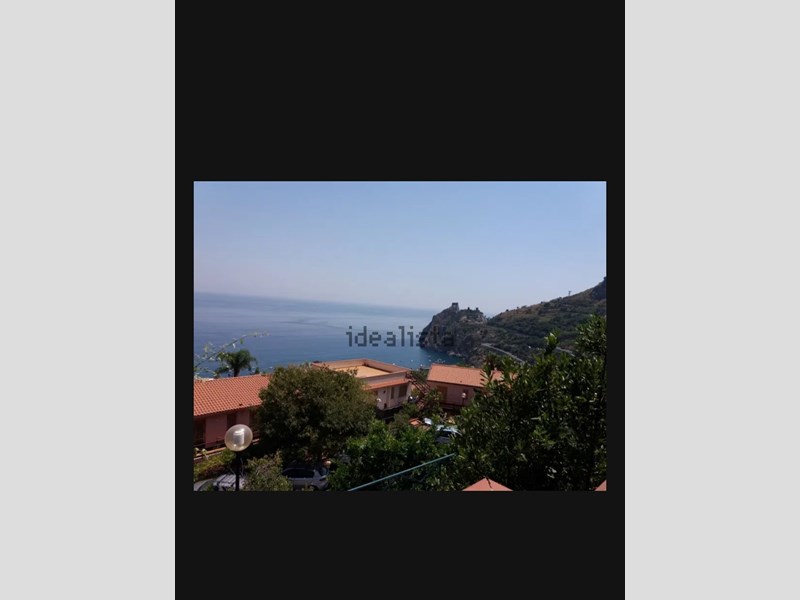 Trilocale in Affitto a Sant'Alessio Siculo, 400€, 50 m², arredato