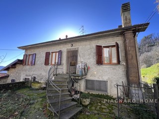 Casale in Vendita a Pontremoli, 60'000€, 120 m²
