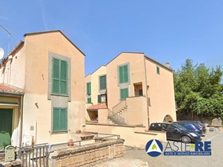 Quadrilocale in Vendita a Sutri, 61'593€, 100 m²