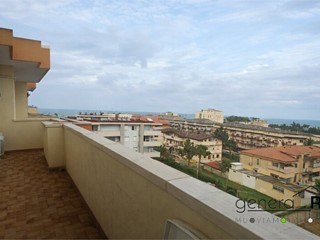 Trilocale in Vendita a Montesilvano, 154'000&euro;, 75 m²