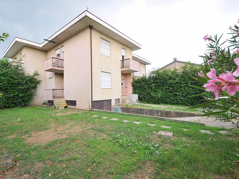 Villa in Vendita a Inveruno, 239'000€, 120 m²