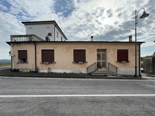 Casa Indipendente in Vendita a Agugliaro, 75'000&euro;, 160 m²
