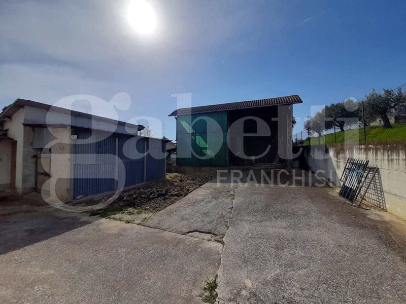 Quadrilocale in Vendita a Tortoreto, 149'000€, 113 m², arredato