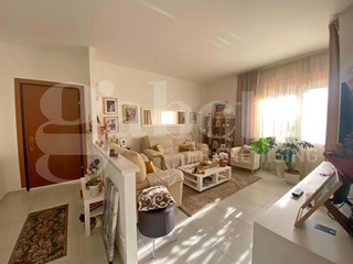 Quadrilocale in Vendita a Bra, 168'000€, 105 m²