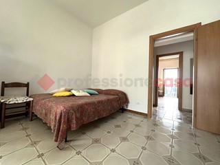 Trilocale in Vendita a Minturno, 153'000€, 70 m², arredato