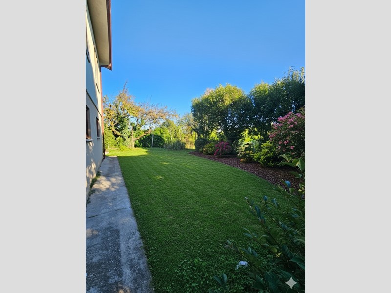 Casa Indipendente in Vendita a Montegalda, 170'000&euro;, 271 m², con Box