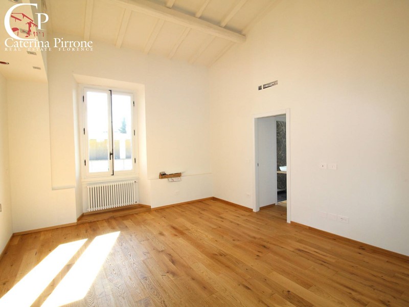 Quadrilocale in Vendita a Firenze, 425'000€, 90 m²