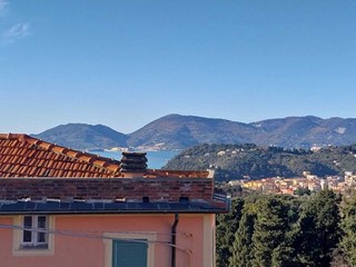 Casa Indipendente in Affitto a Lerici, zona Pugliola, 800€, 90 m², arredato