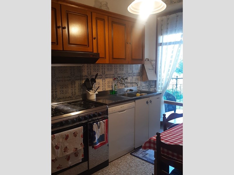 Appartamento in Affitto a Siena, zona Acquacalda, 850€