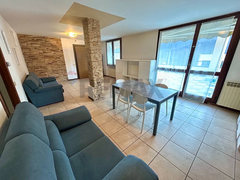 Bilocale in Vendita a Darfo Boario Terme, 83'000&euro;, 95 m²