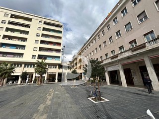 Quadrilocale in Vendita a Pescara, 300'000€, 128 m²