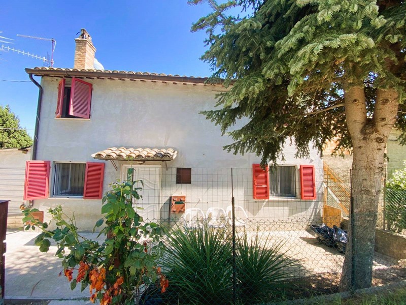 Casa Indipendente in Vendita a Monteprandone, 108'000€, 146 m²