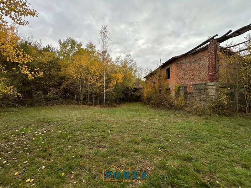 Rustico in Vendita a Ceva, 29'000€, 300 m²