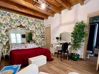 Quadrilocale in Vendita a Palermo, 250'000€, 121 m²