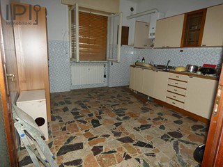 Quadrilocale in Vendita a Quiliano, 130'000€, 100 m²