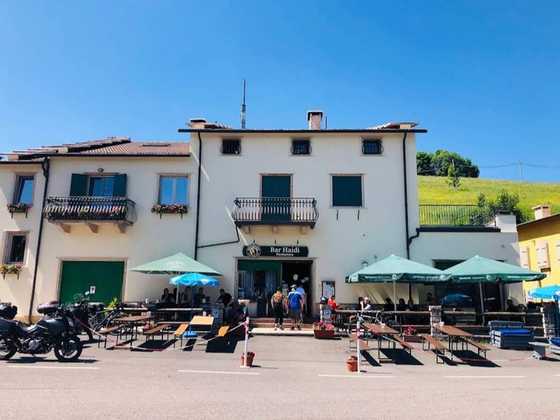 Attività commerciale in Vendita a Velo Veronese, 90'000€, 200 m²