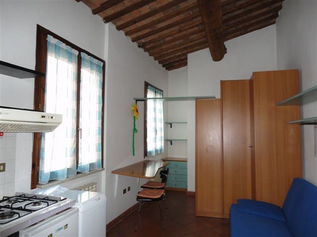 Monolocale in Affitto a Ferrara, 380€, 30 m²