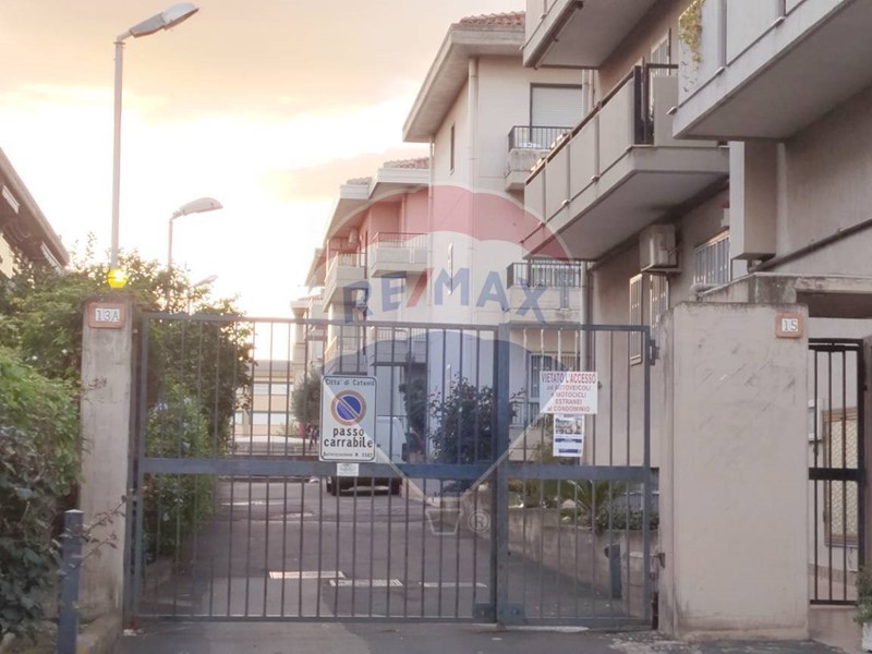 Quadrilocale in Vendita a Catania, 215'000&euro;, 98 m²