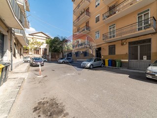 Trilocale in Vendita a Catania, 85'000&euro;, 85 m²