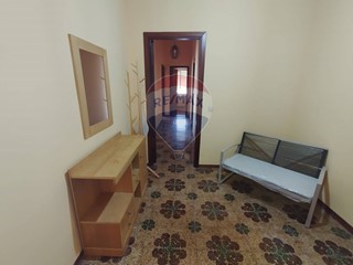 Quadrilocale in Vendita a San Giovanni la Punta, 95'000€, 79 m²