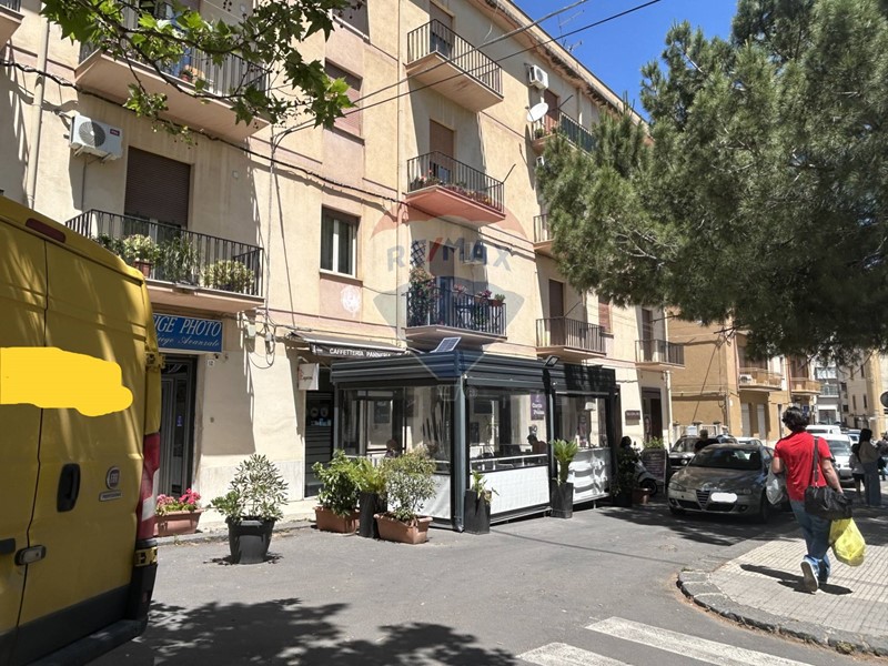 Appartamento in Vendita a Caltanissetta, 78'000€, 141 m²