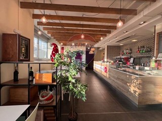 Attività commerciale in Vendita a Milano, 295'000€, 700 m²