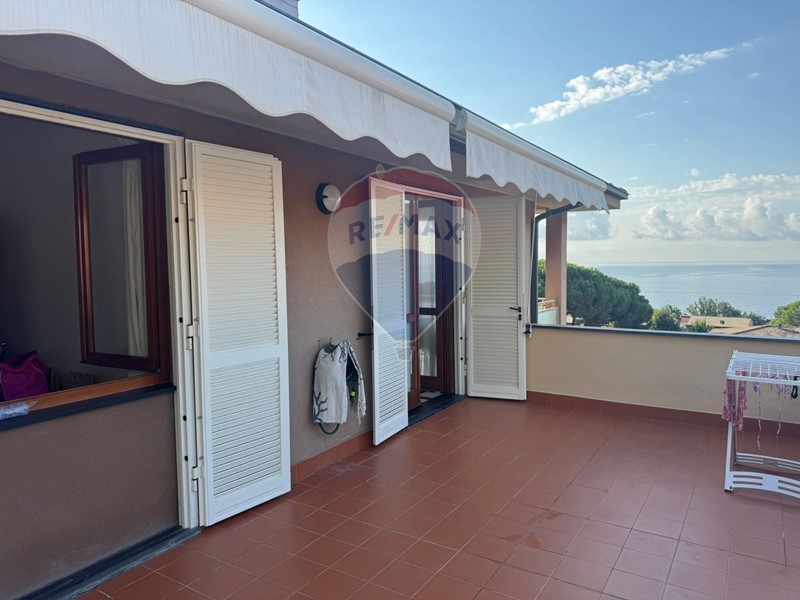 Trilocale in Vendita a Varazze, 299'000€, 71 m²