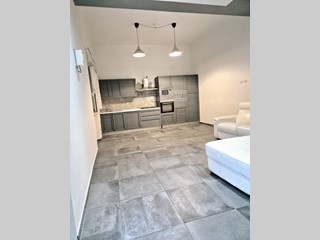 Villa in Vendita a Carrara, 420'000€, 130 m²