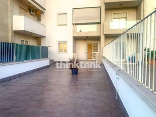 Appartamento in Vendita a Catania, 298'000&euro;, 165 m²