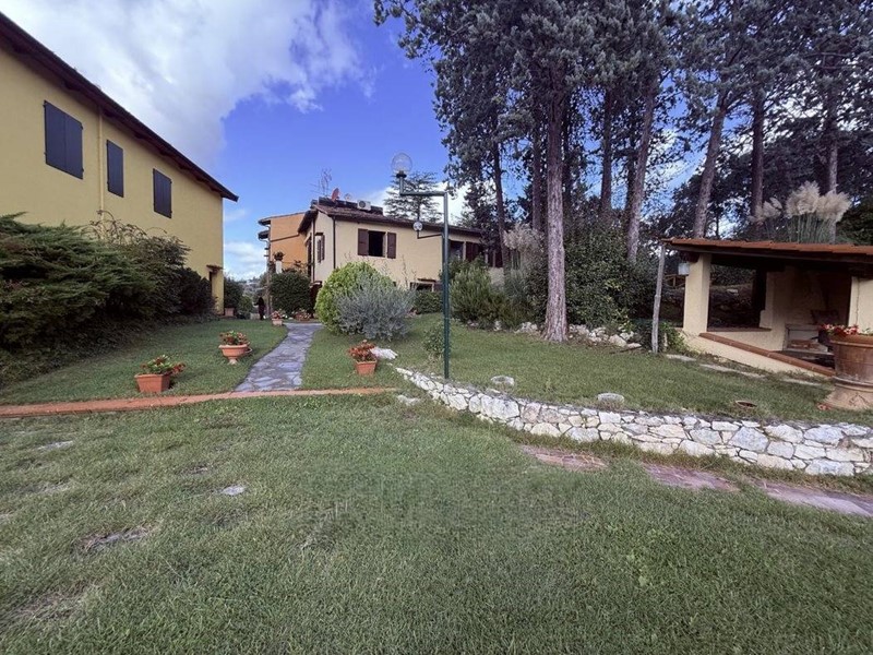 Rustico in Vendita a Pelago, 260'000€, 74 m²