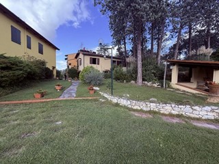 Rustico in Vendita a Pelago, 260'000€, 74 m²